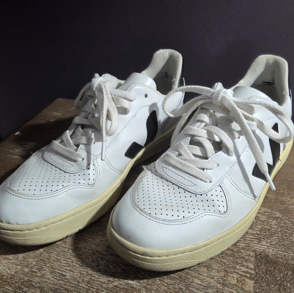 Veja V-10 Women's White and Black Sneakers